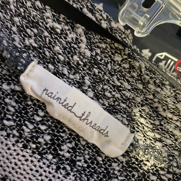 Sweater - Picture 2 of 4